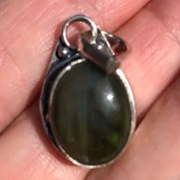 Hand Crafted Jewelry - 🔥 Silver & Labradorite Pendant